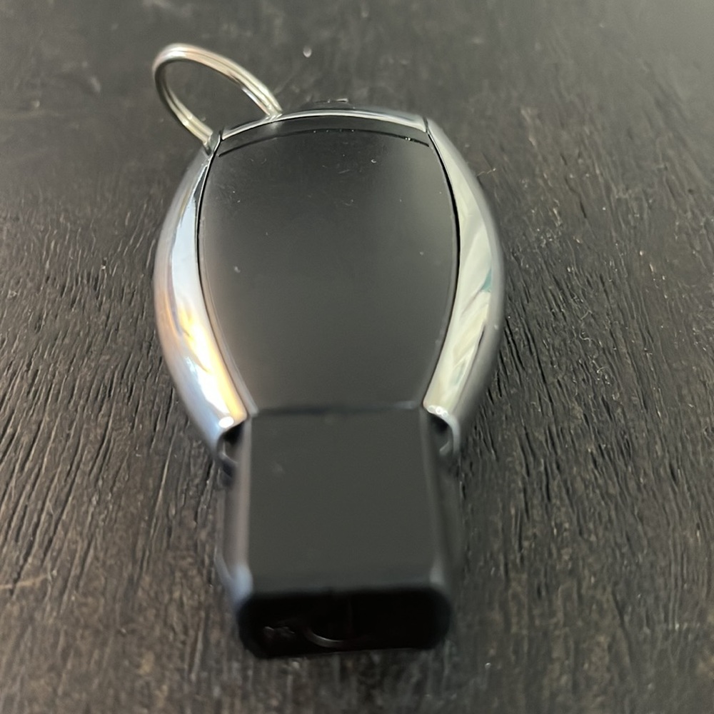 Mercedes Benz Key - Picture 3 of 3